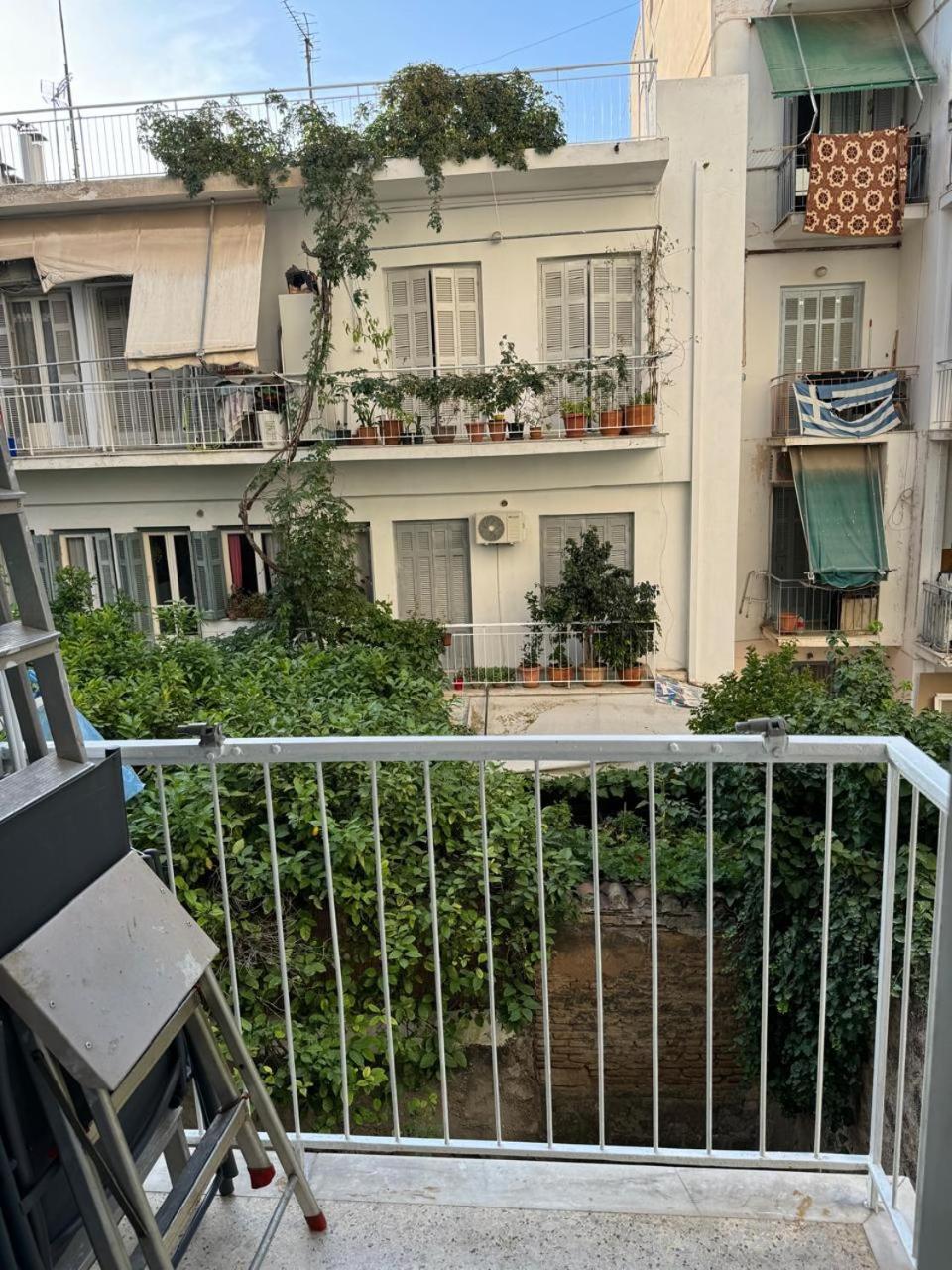 2Nd Floor Apt In Koukaki Атина Екстериор снимка